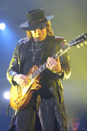 richie_sambora1.jpg